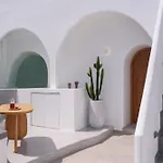 Lotus Cave Fira (Santorini)