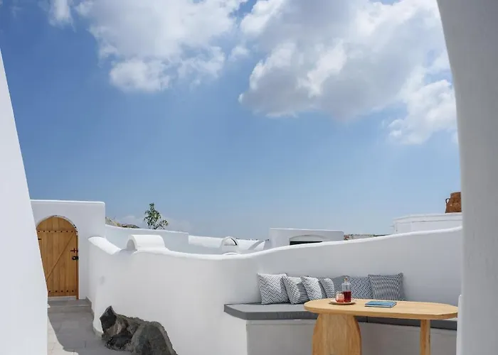 Lotus Cave Hotel Fira (Santorini)